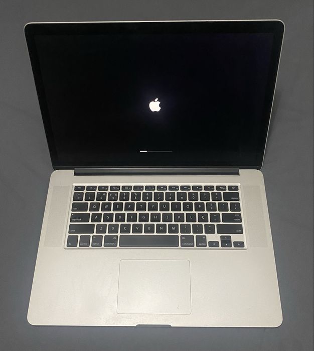 Macbook Pro A1398 Meados 2012 15”