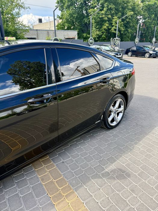 Продам Ford Fusion 2015 2.5 л газ/бензин