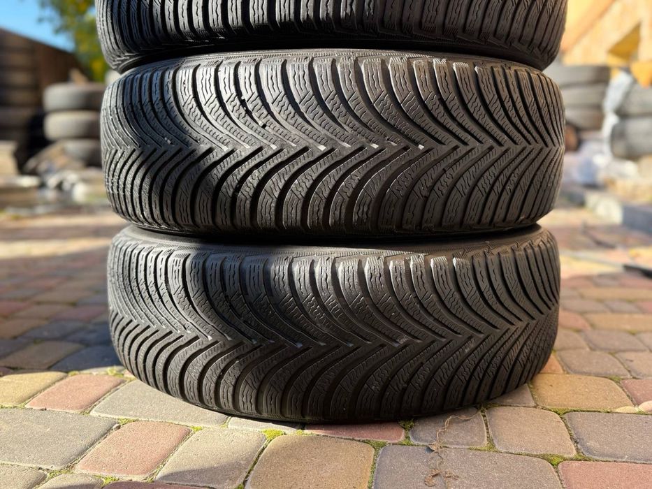 215/65/17 Michelin Alpin 5  Nissan Qashqai  Vito 2018 рік