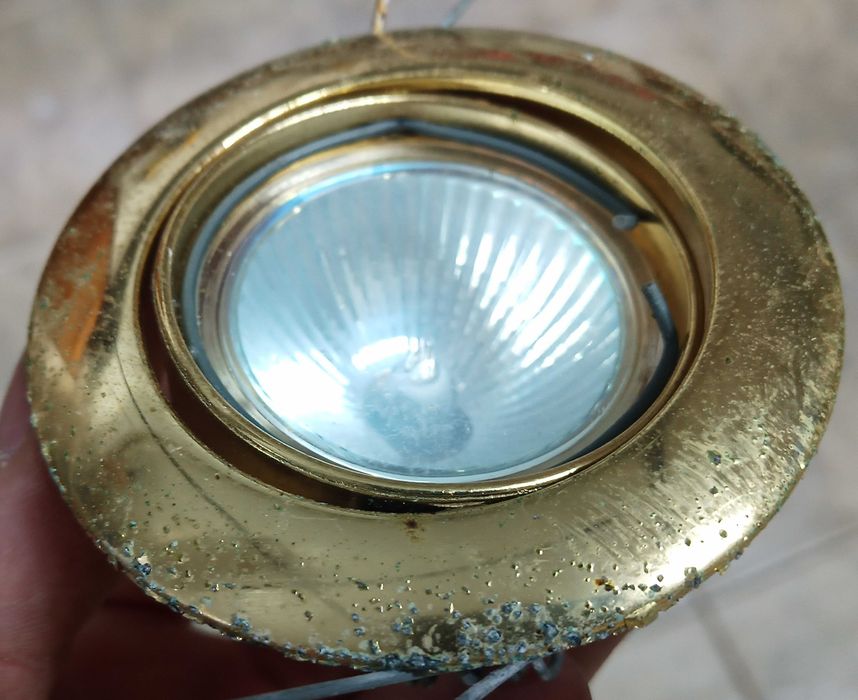 Transformadores + Aros lâmpadas de embutir.