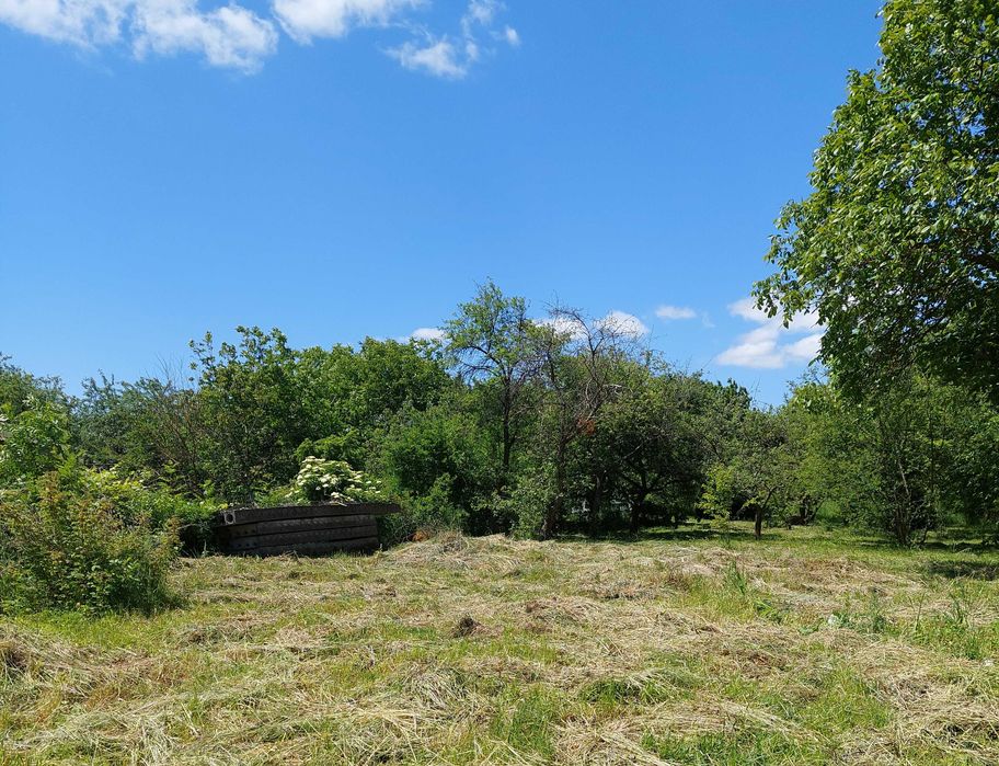 Продам ділянку під будівництво на житловій вулиці в передміст.Вінниці