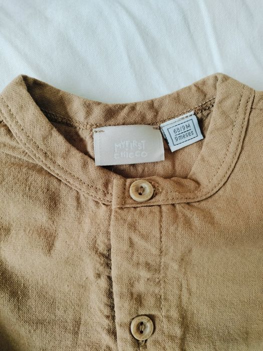 Conjunto jardineiras pijama e macacão • 6/9 meses