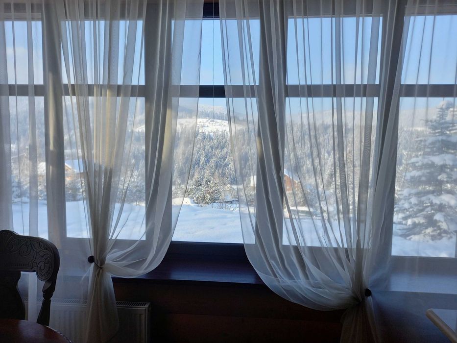 Відпочинок в Карпатах.Оренда будинка в горах .Котедж "Лара" Микуличин