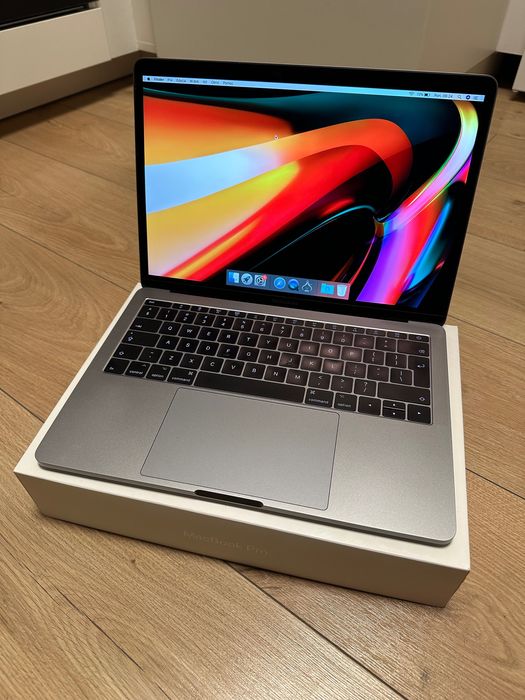 MacBook Pro 13,3” 16/256 GB w idealnym stanie! Bateria 200 cykli!