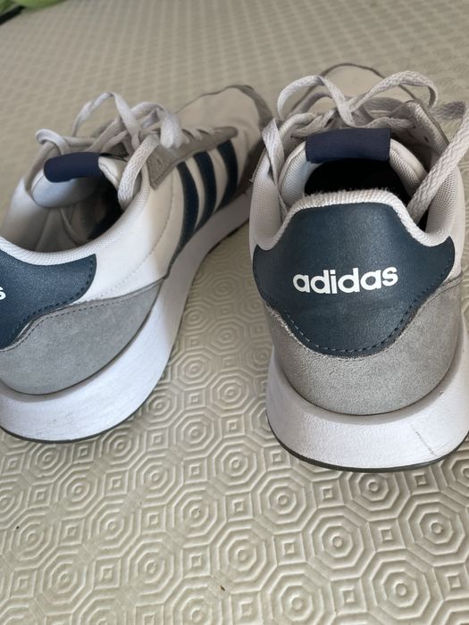 Sapatilhas Adidas 43