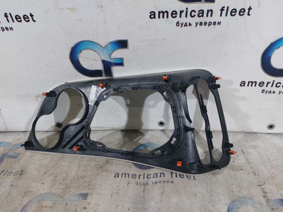 Dodge Challenger 15-19 Накладка центральной консоли / Додж Челленджер