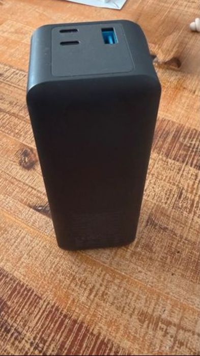 Anker 737 power bank 24.000 mAh  140W