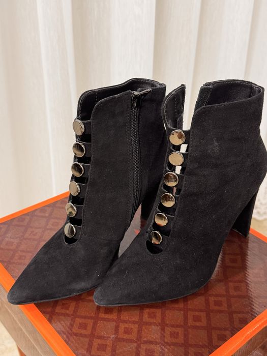 Жіночі чобітки з натуральної замші