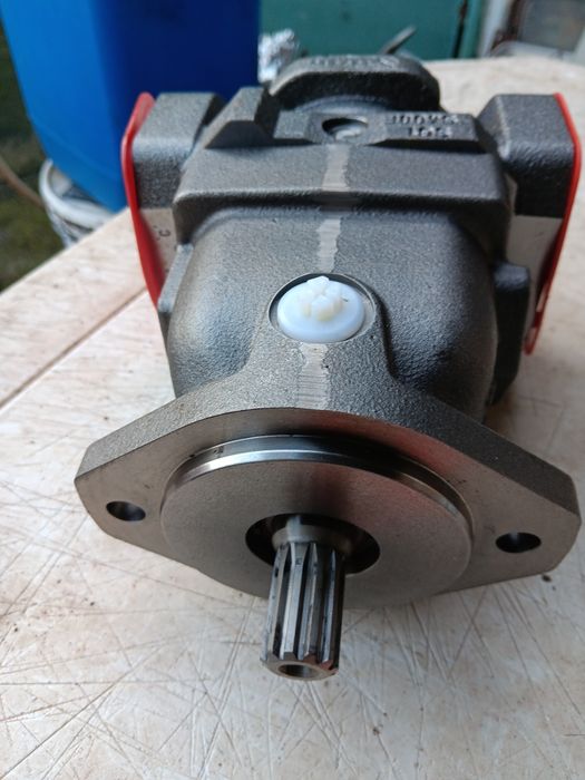 Bomba 11 cm3 , é nova nunca usada