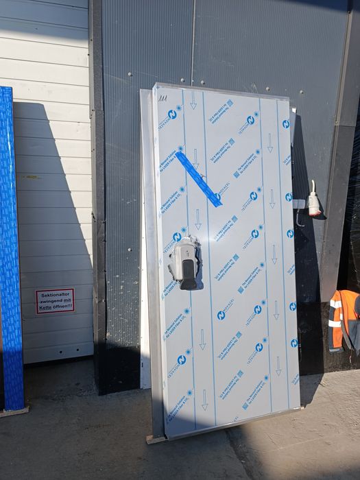 Drzwi chłodnicze / Drzwi nierdzewne / Drzwi do chłodni