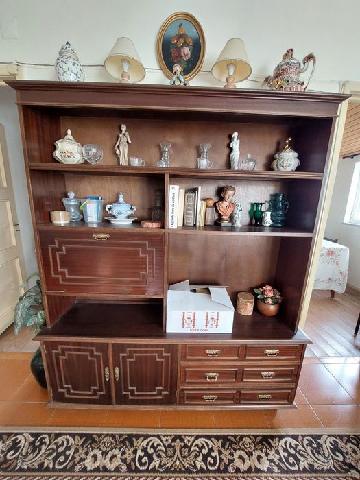 Armario Sala - Boa Qualidade (Madeira sem MDF))