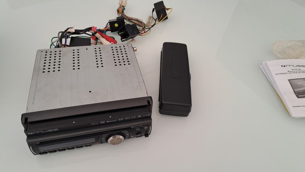 Auto radio com ecrã táctil