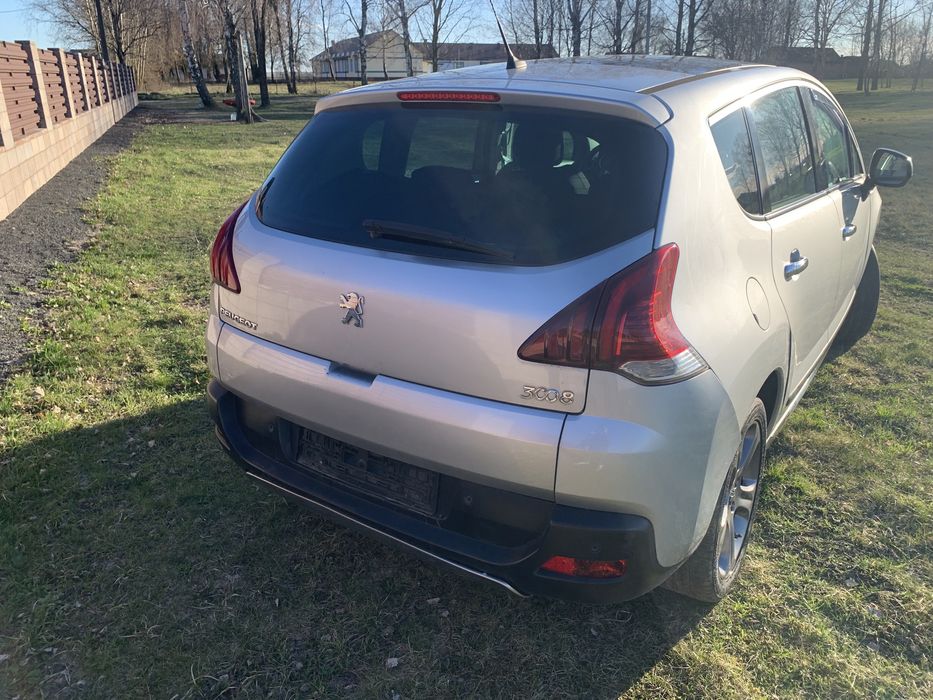 Задня Ляда Peugeot 3008 5008 Кришка багажника Пежо 5008 3008 Кляпа
