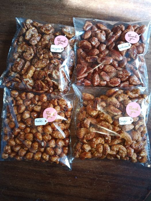 Frutos secos Caramelizadas e bolos de aniversário
