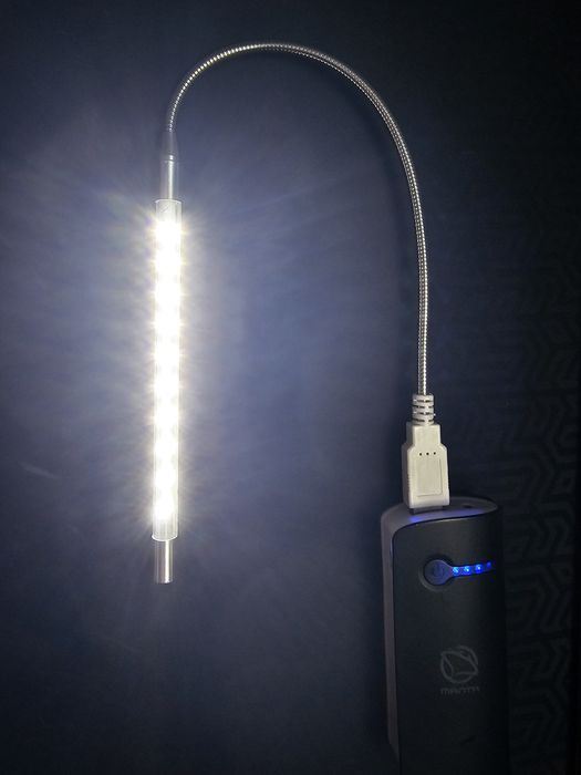 Lampa USB z giętkim ramieniem