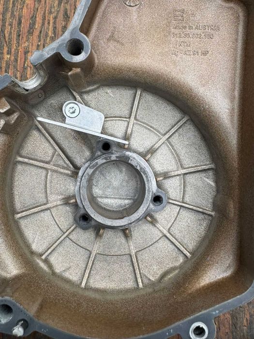 pokrywa dekiel magneta statora uzwoj husaberg fe fs fx 390 / 450 / 570