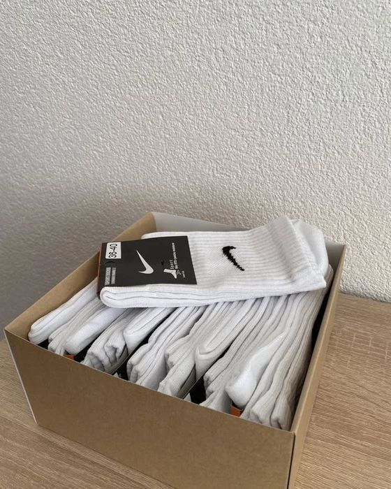 Zestaw 12 par skarpetek sportowych