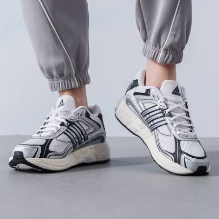 Оригінал  Adidas Response CL Originals IG6226 /27см, 29,5см, 30см/