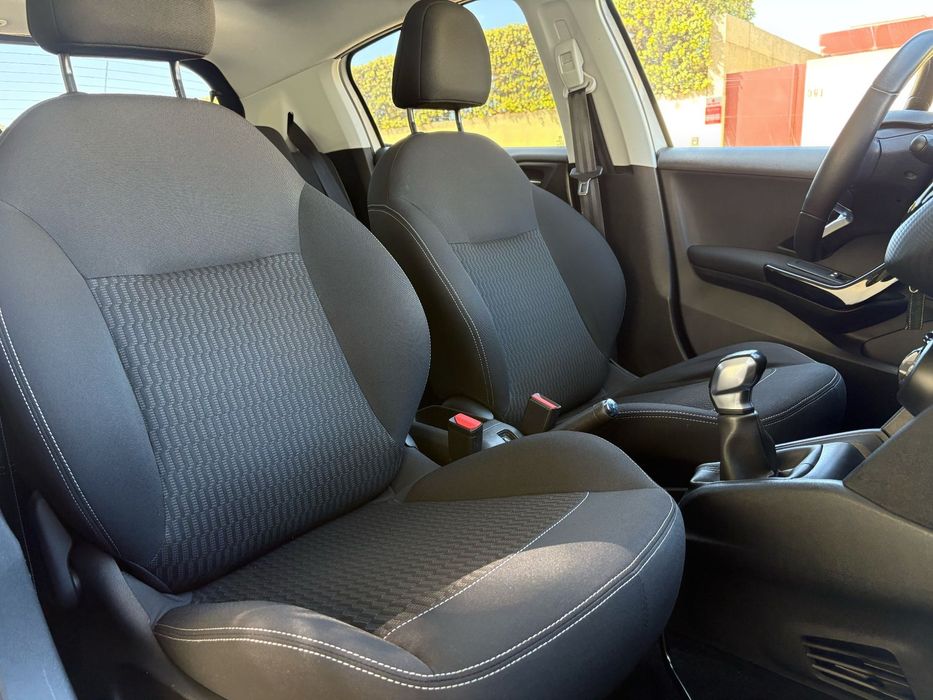 Peugeot 208 1.6 BlueHDi Style