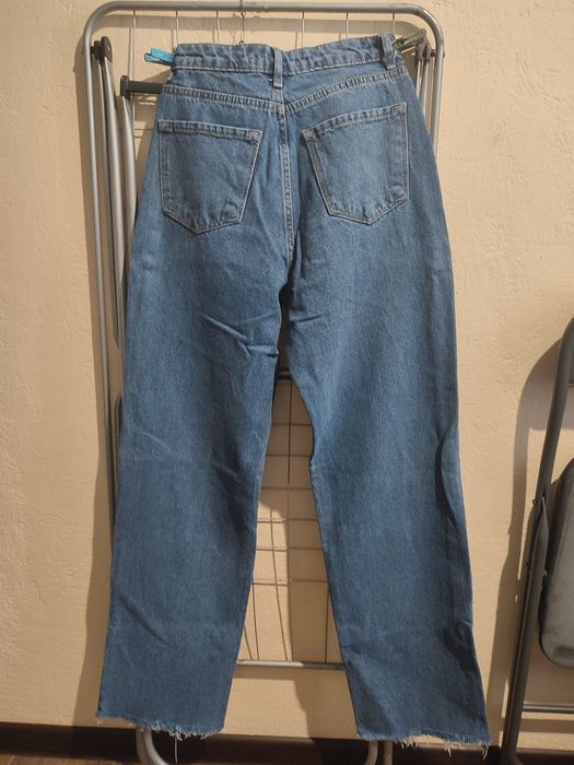 Джинси на струнку дівчину