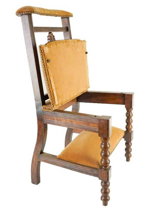 Cadeira Genuflexória