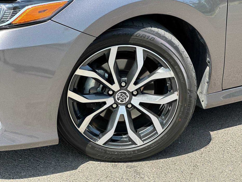 Toyota Camry 70 2021