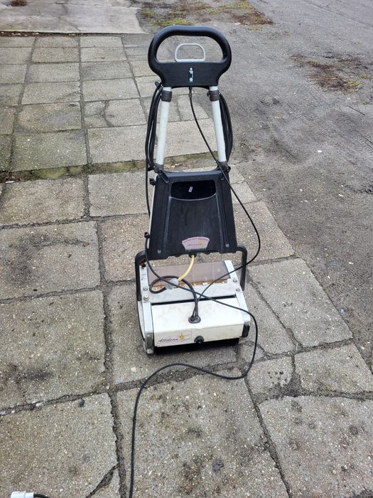 Szorowarka walcowa mop myjka polerka cykliniarka alleclean