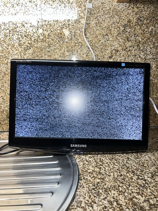 TV Samsung + Suporte