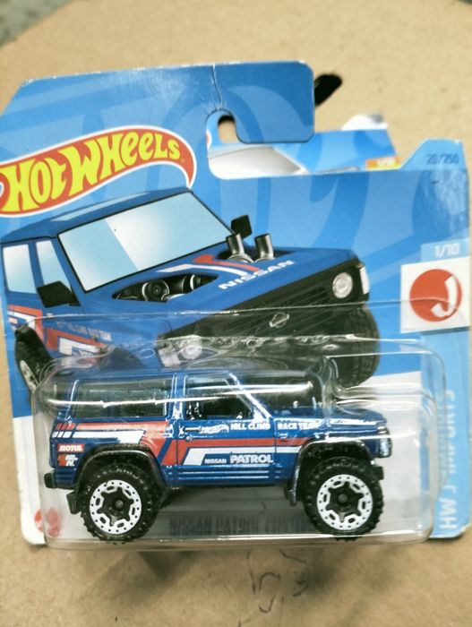 Hot Wheels Nissan patrol custom resorek autko hot Wheels  mowy