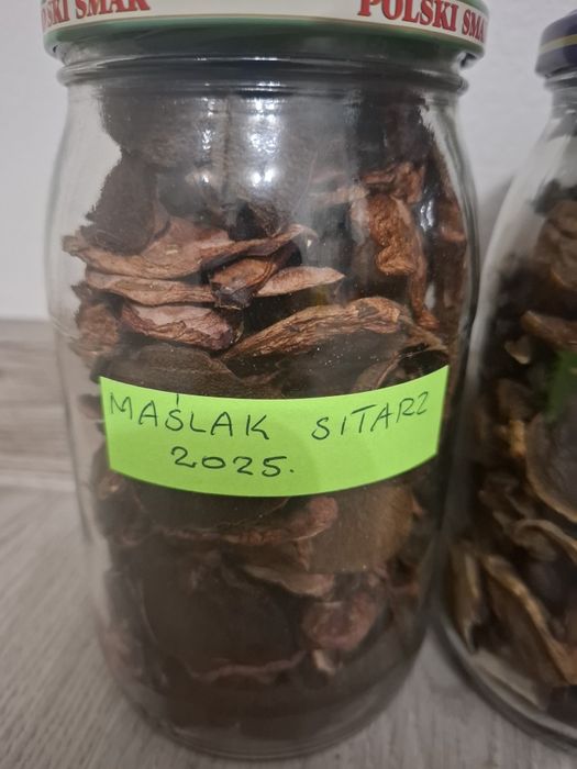 Grzyby suszone i marynowane