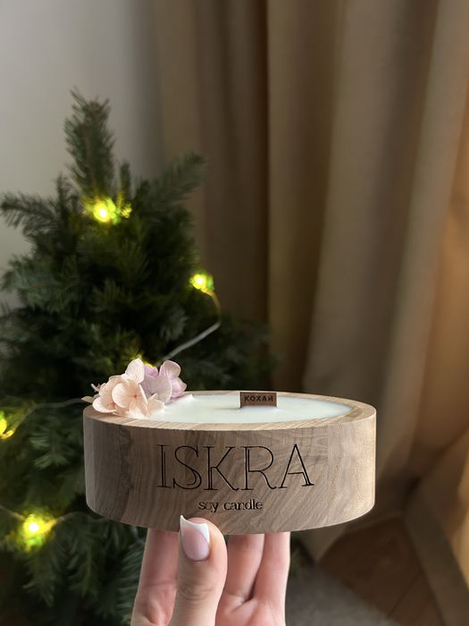 Соєва свічка в деревʼяній формі