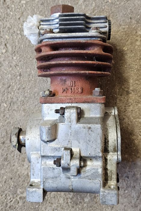 Sprężarka HS1151X Ursus C-330 Star Nowa