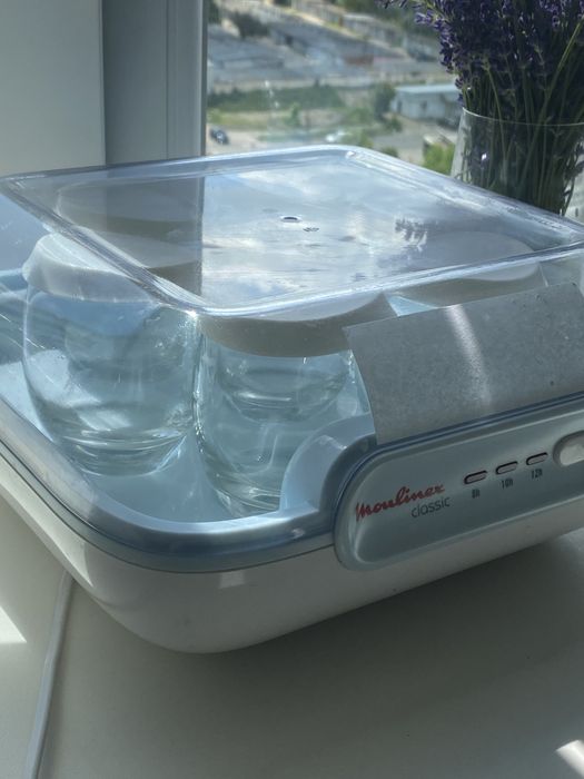 Йогуртниця Moulinex Classic YG100138, 7 скляних баночок, таймер