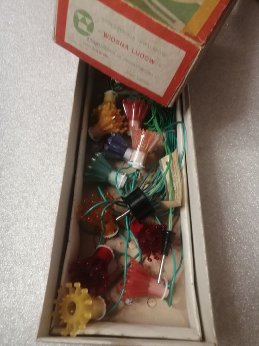 Lampki choinkowe PRL Wiosna Ludów.