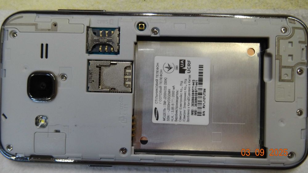 смартфони на запчастини 2шт