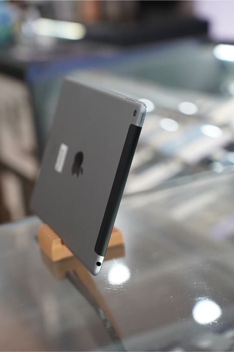 iPad Air 2 64GB Space LTE