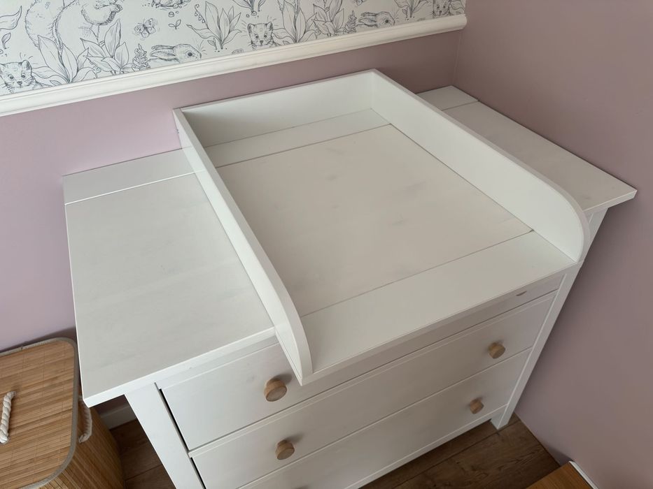 Komoda Hemnes + przewijak maluchowi