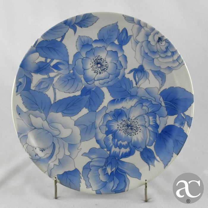 Prato de bolo porcelana Artibus, decorado com flores