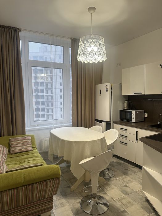 1-комн. Квартира 40м. на Каманина/Аркадия/ 32 жемч/Срочная продажа