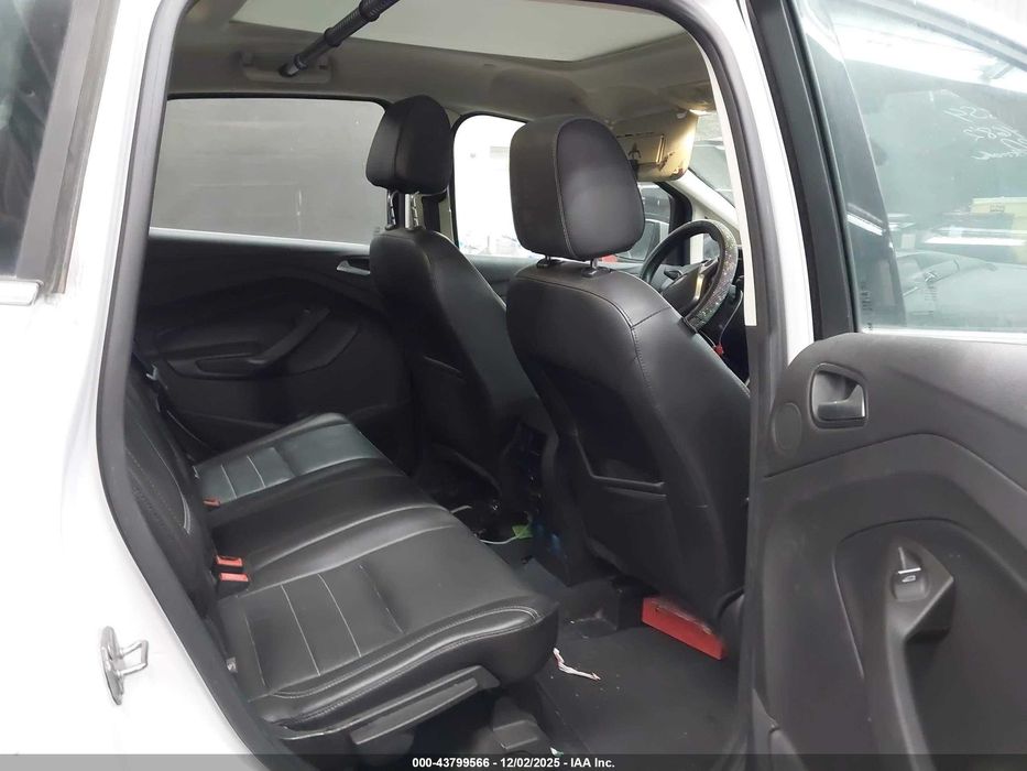 Ford c-max 2016 рік