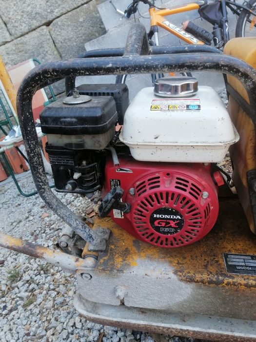 Vendo Máquina de bater calçada