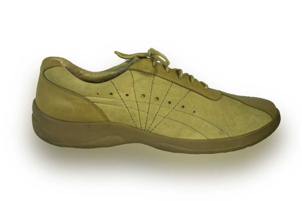 Женские кожаные туфли от clarks