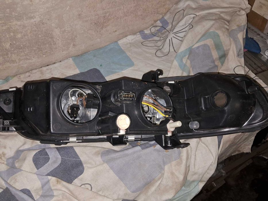 Автомобільні фари світло