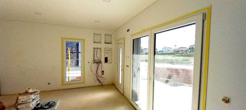 Vendo Moradia Térrea T3