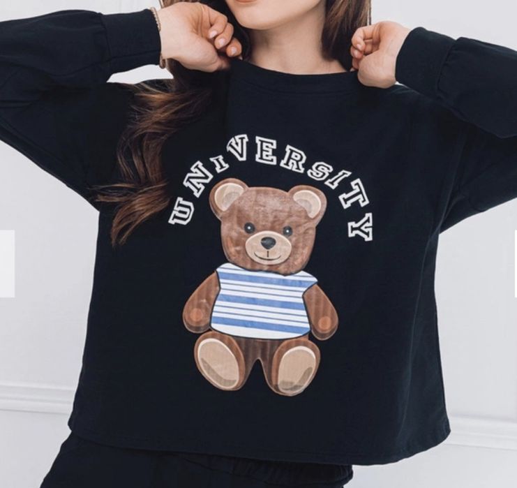 Fajna czarna bluza z misiem