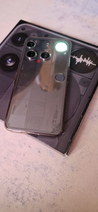 Nothing phone 3 512 GB 16 GB ram