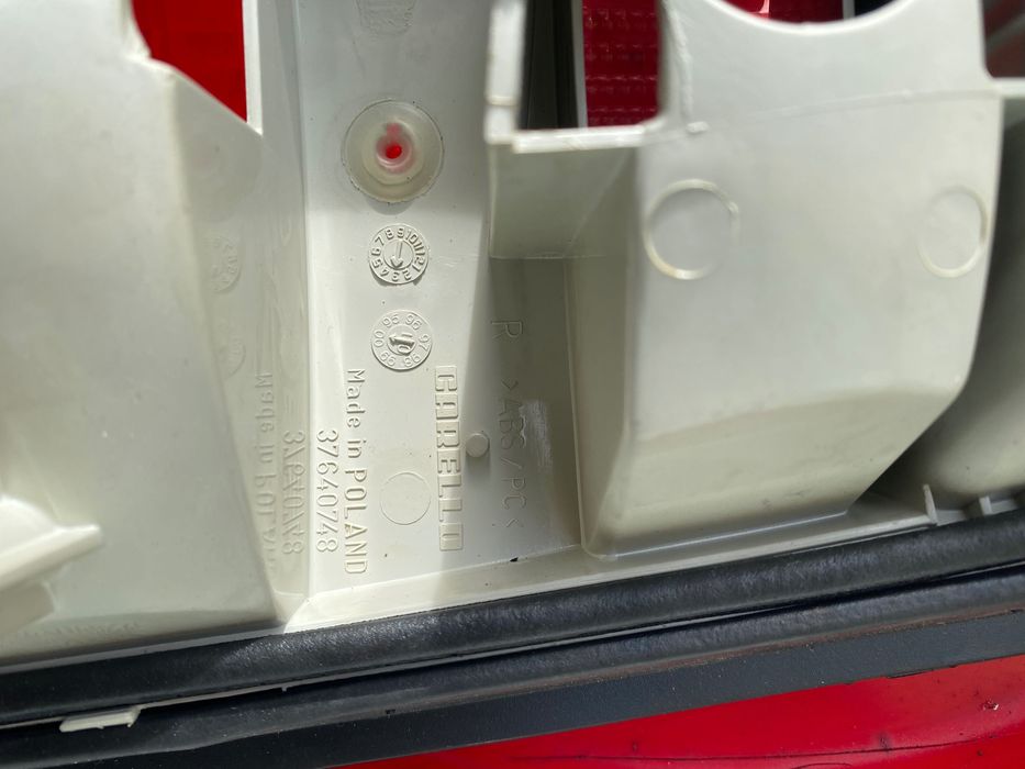 Farolin direito Opel Vectra SW 95