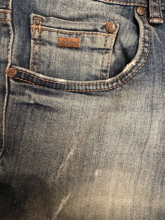 Продам джинсы Brioni