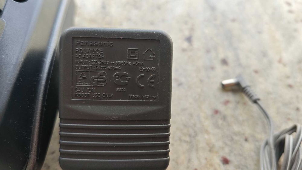 Telefon bezprzewodowy PANASONIC KX-TCD21-OPDT -uszkodzony