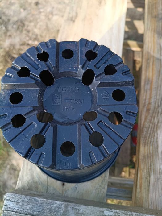 Doniczki produkcyjne  2.5 litra